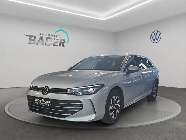 Volkswagen Passat 1.5 eTSI Business Variant