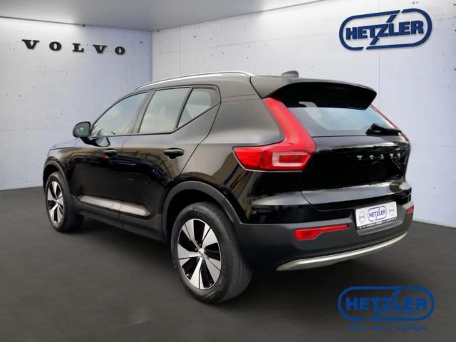 Volvo XC40 Momentum T4