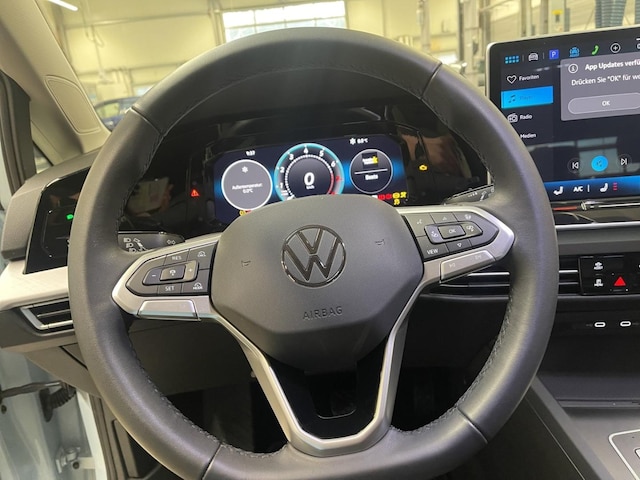 Volkswagen Golf 1.5 eTSI Golf VIII