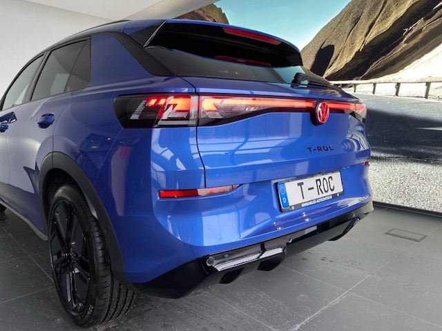 Volkswagen T-Roc 1.5 eTSI DSG R-Line