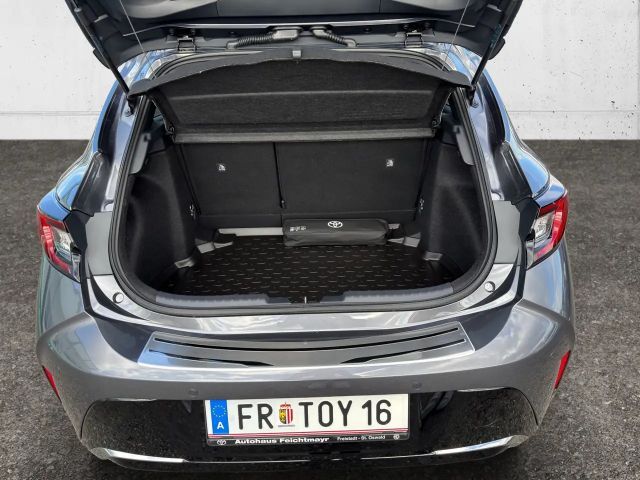 Toyota Corolla Active