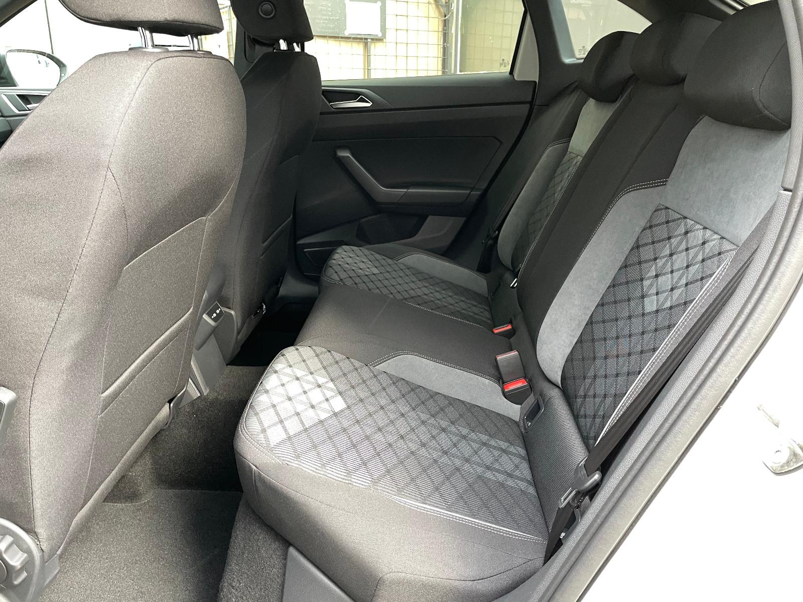 Volkswagen Taigo 1.0 TSI DSG R-Line