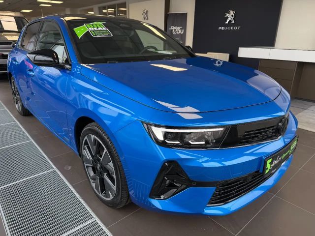 Opel Astra GS-Line Grand Sport