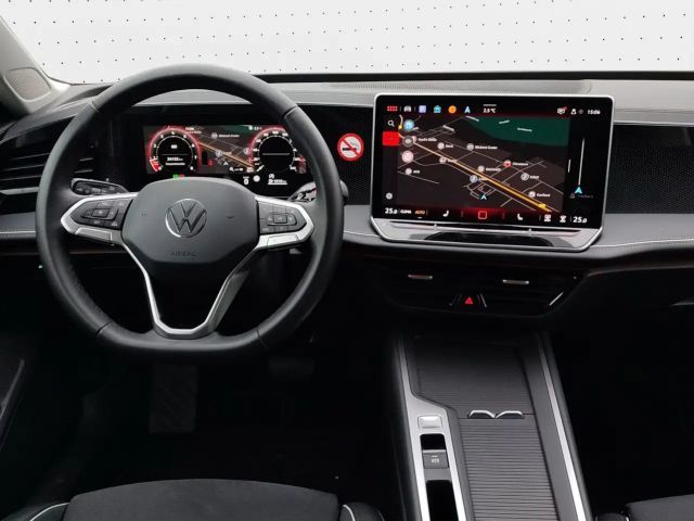 Volkswagen Passat 1.5 eTSI Business DSG Variant