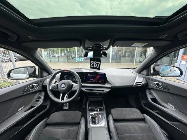 BMW 135 Sedan xDrive