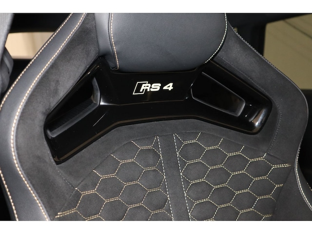 Audi RS4 Avant Quattro