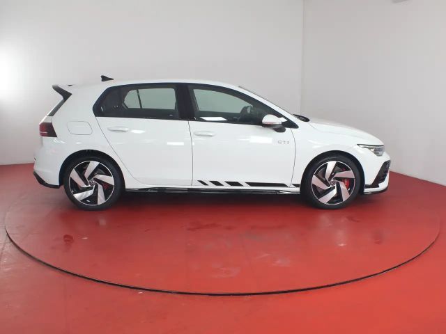 Volkswagen Golf 2.0 TSI DSG GTI