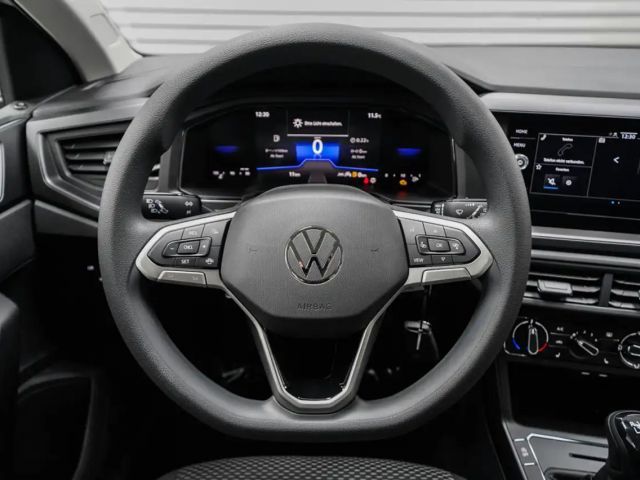 Volkswagen Polo 1,0 MPI Base