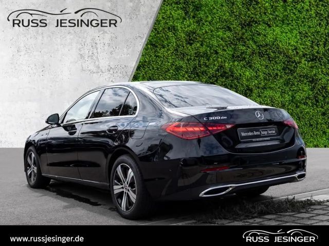Mercedes-Benz C 300 AVANTGARDE Sedan