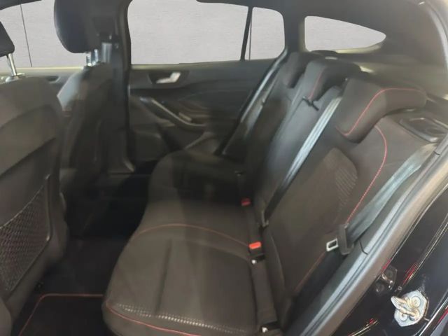 Ford Focus EcoBoost ST Line Wagon