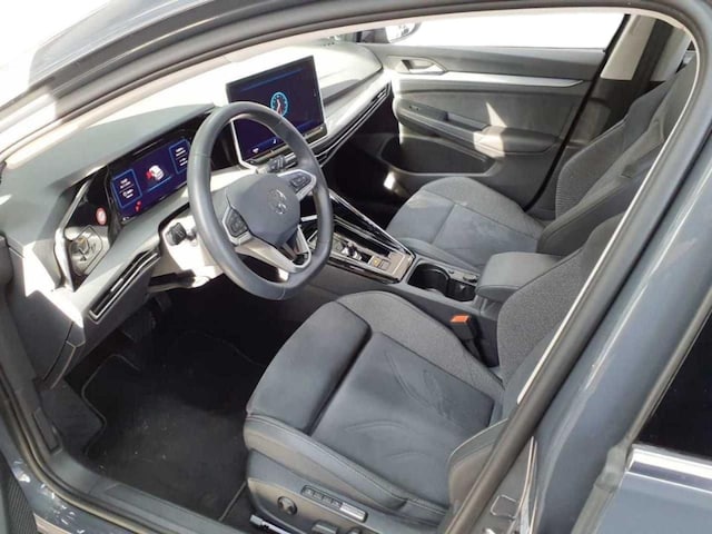 Volkswagen Golf 1.5 eTSI DSG Golf VIII Style