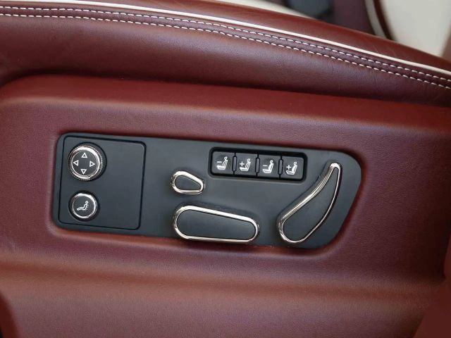 Bentley Bentayga V8