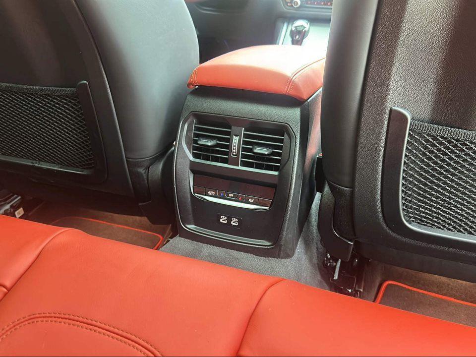 BMW 330 330e Touring