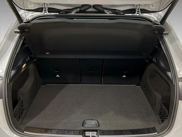 Mercedes-Benz GLA 200 AMG Line