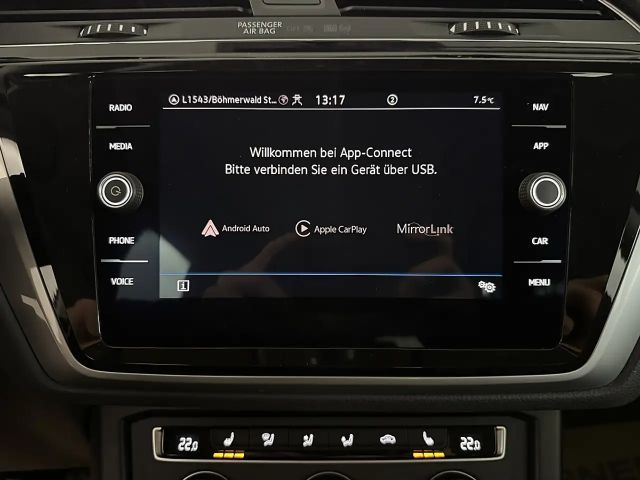 Volkswagen Touran 2,0 TDI *NAVI*ACC*PANO*Sitzheizung*PDC vo/hi*