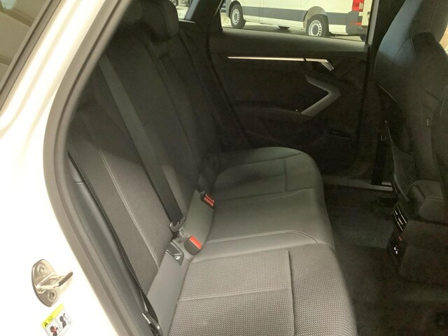 Audi A3 30 TFSI S-Line S-Tronic Sportback