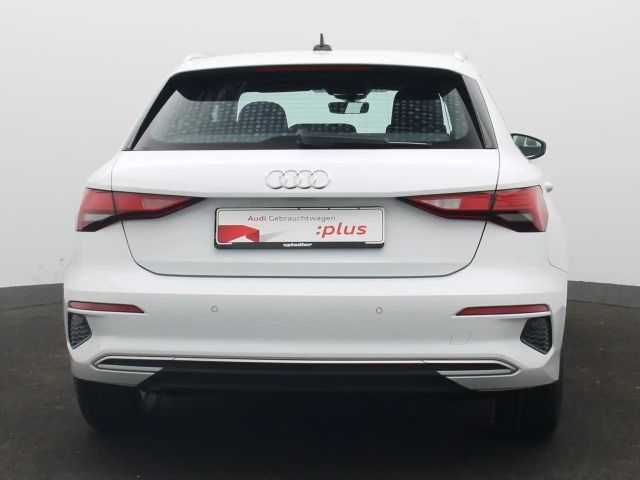 Audi A3 Hybride S-Tronic Sedan