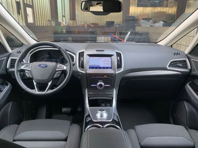 Ford S-Max Titanium