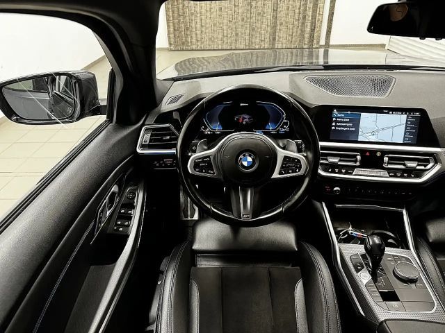 BMW 330 330e Touring