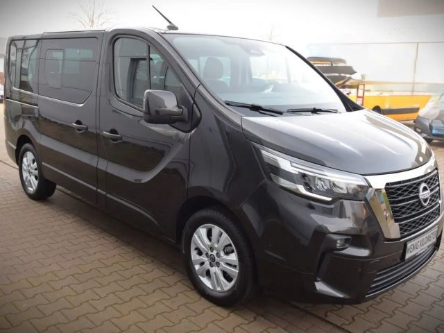 Nissan Primastar 8-zitter Tekna