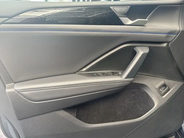 Volkswagen Tiguan 4Motion DSG R-Line Style