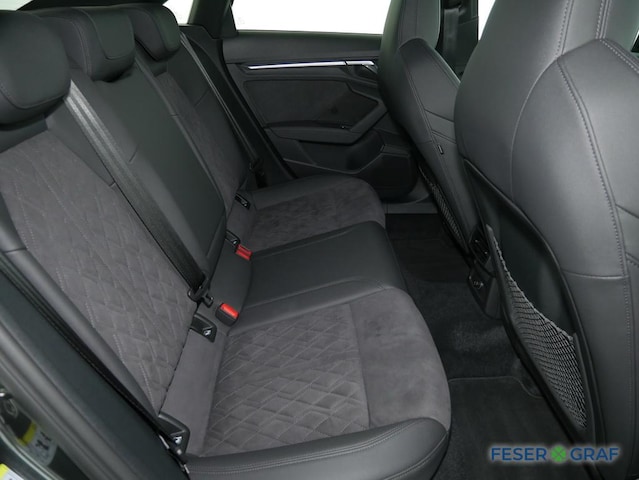 Audi RS3 Quattro S-Tronic Sedan