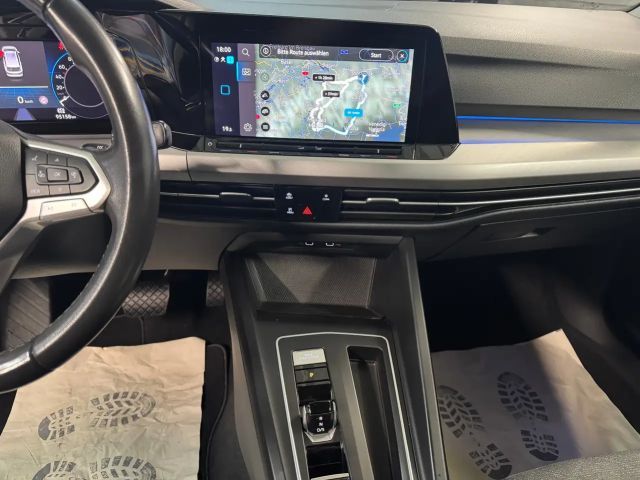 Volkswagen Golf DSG Life Variant