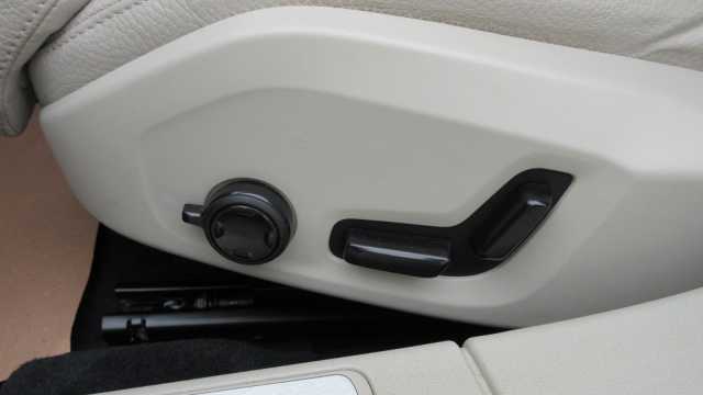 Volvo V60 Bright Plus T8