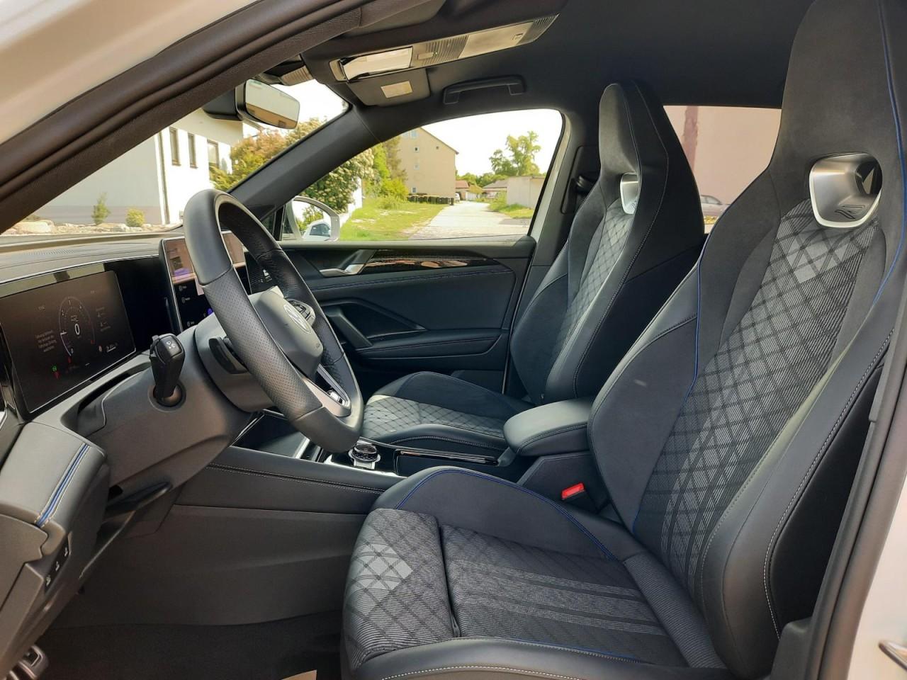 Volkswagen Tiguan 2.0 TDI R-Line Style