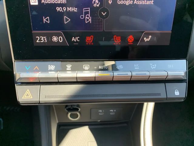 Renault Captur EDC Hybrid Techno