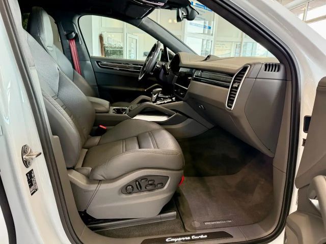 Porsche Cayenne Coupé Turbo