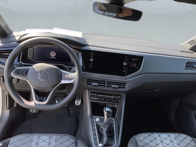 Volkswagen Polo 1.0 TSI DSG R-Line