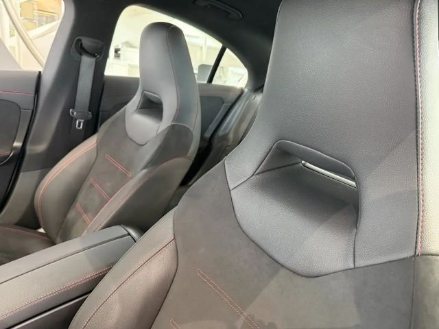 Mercedes-Benz CLA 200 AMG Line CLA 200 d Coupé