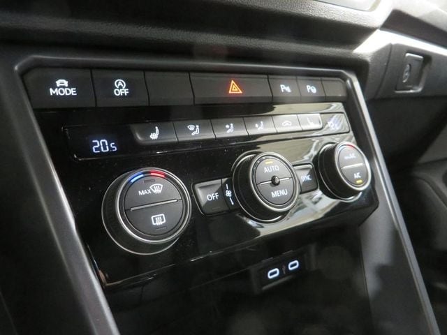 Volkswagen T-Roc 1.5 TSI Cabriolet DSG R-Line