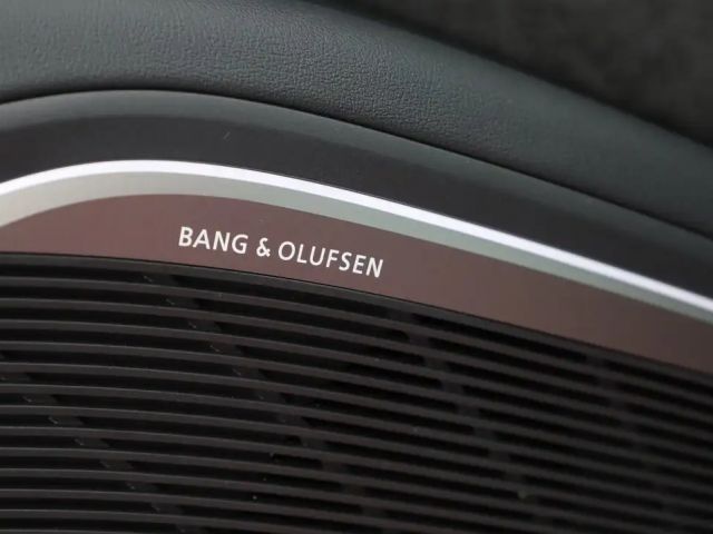 Audi RS Q3 Audi TT RS Coupé