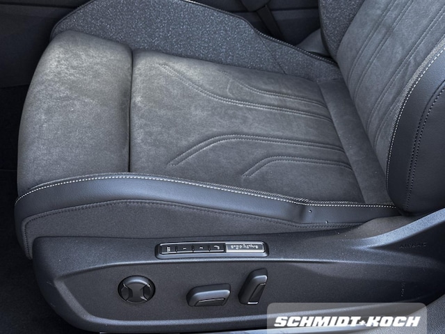 Volkswagen Golf 1.5 eTSI Style