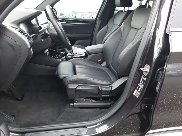 BMW X3 xDrive30e