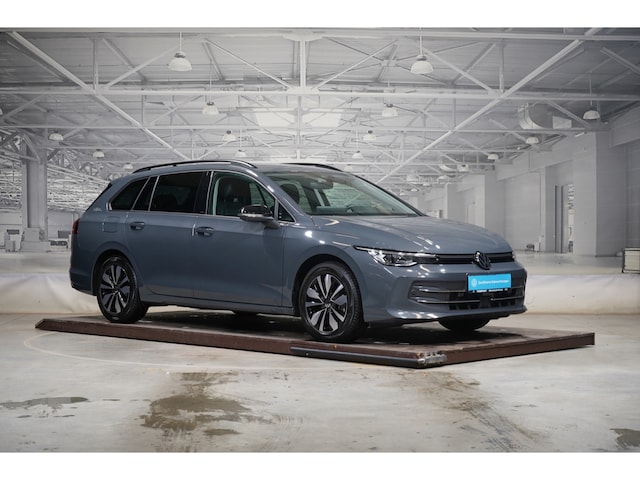 Volkswagen Golf 1.5 eTSI Life Variant