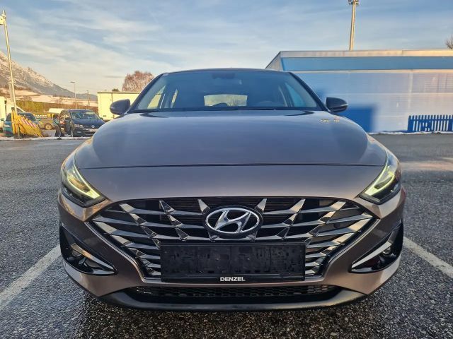 Hyundai i30 i301,5T-Aut. FASTBACK Keyless Full-Kamera-