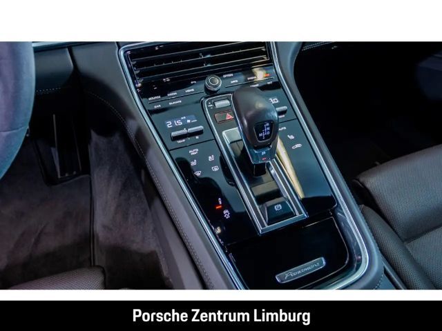 Porsche Panamera GTS Sport Turismo