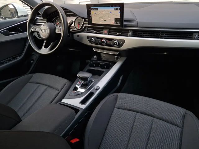Audi A4 35 TDI Avant S-Tronic
