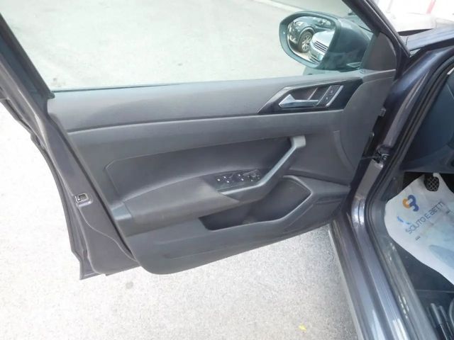 Volkswagen Taigo 1.0 TSI IQ.Drive