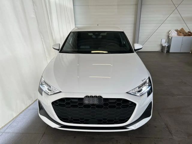 Audi A3 30 TFSI Sedan