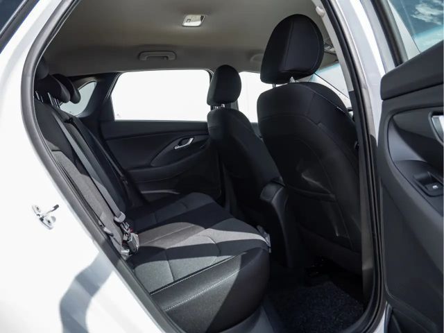 Hyundai i30 1.0 Hybrid Trend