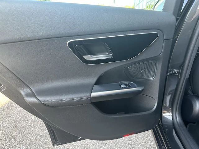 Mercedes-Benz C 300 AVANTGARDE Estate