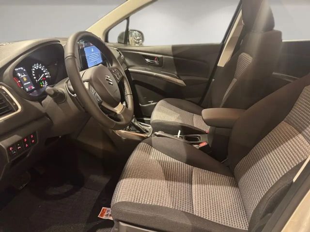 Suzuki S-Cross AllGrip Hybrid