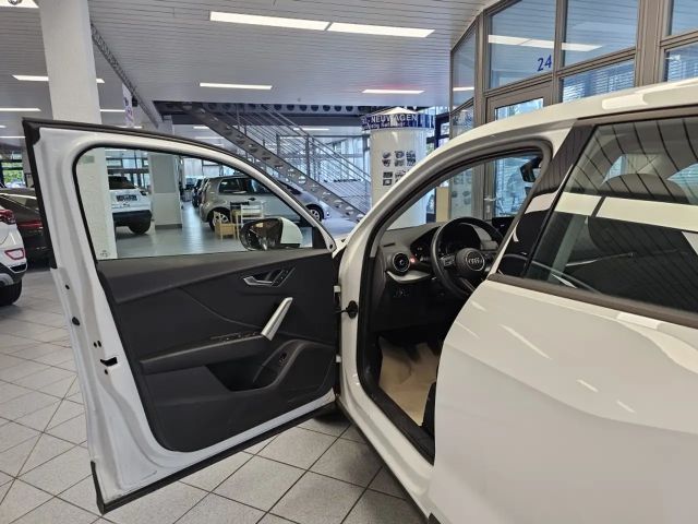 Audi Q2 Navi,Kamera,PDC,LED,Sitzheizung