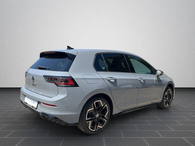 Volkswagen Golf DSG R-Line