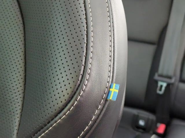 Volvo V90 R-Design Recharge T8