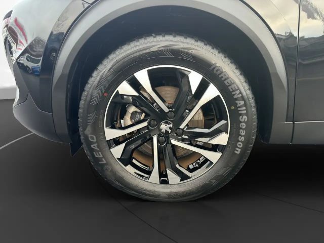 Peugeot E-2008 Allure Pack